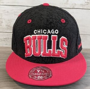 Mitchell & Ness NBA Hardwood Classics Chicago Bulls fitted 7 3/8 baseball hat
